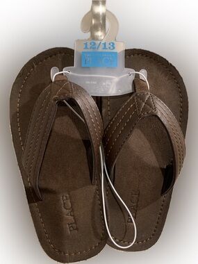 The Children's Place Brown Leather-Look Flip Flops Youth Size 12/13